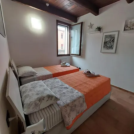 Gasthuis Dodo's House Ferrara