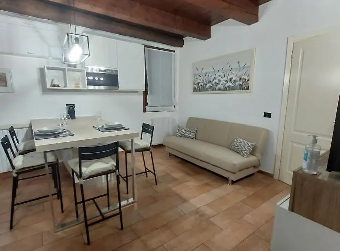 Dodo's House